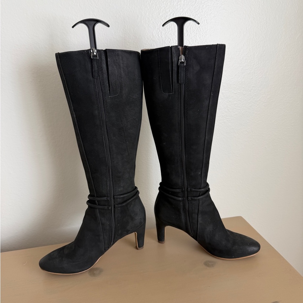 Ecco Black Heeled Boots